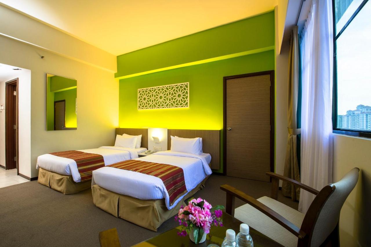 Grand Barakah Hotel 安邦 外观 照片