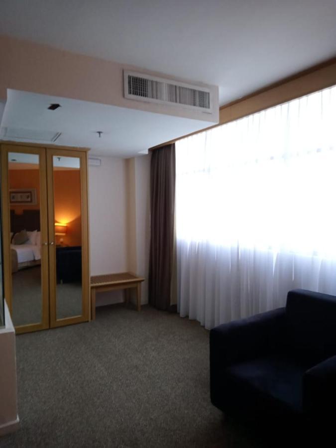 Grand Barakah Hotel 安邦 外观 照片